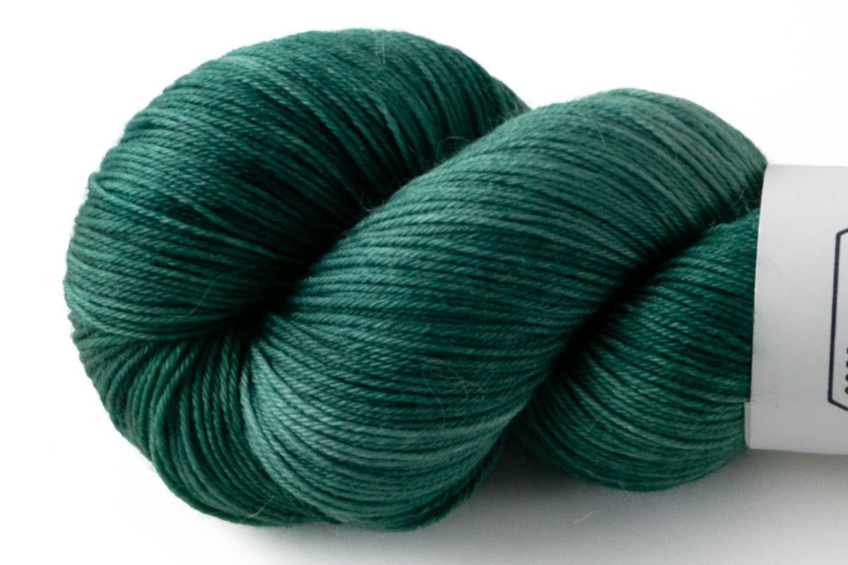 Closeup on the tonal texture of the yarn.