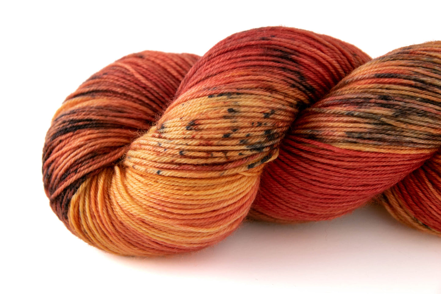 Closeup of the twisted end of the skein.
