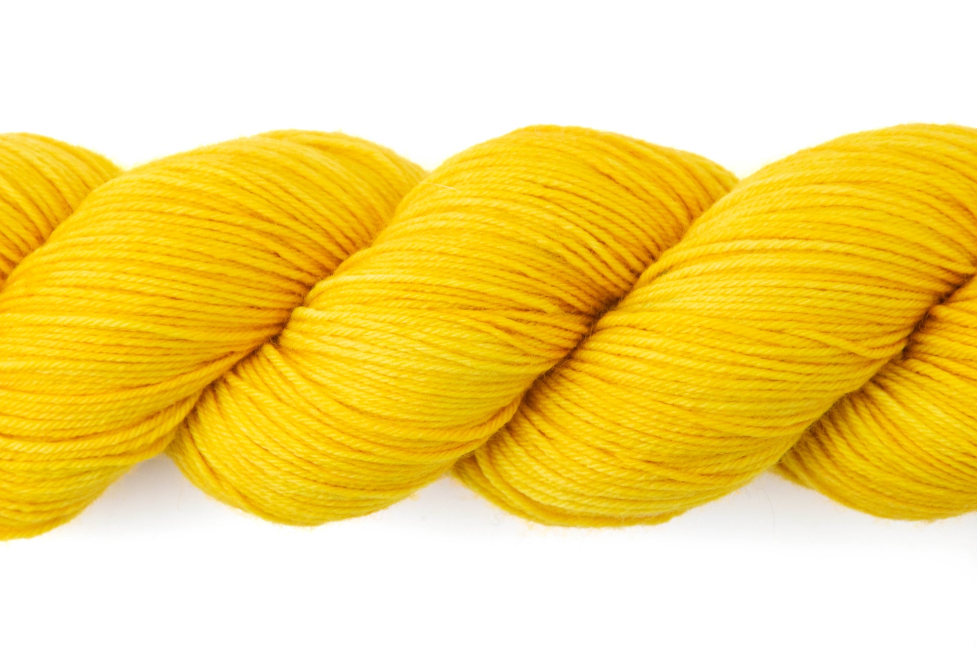 Close view of the semisolid texture of the skein.