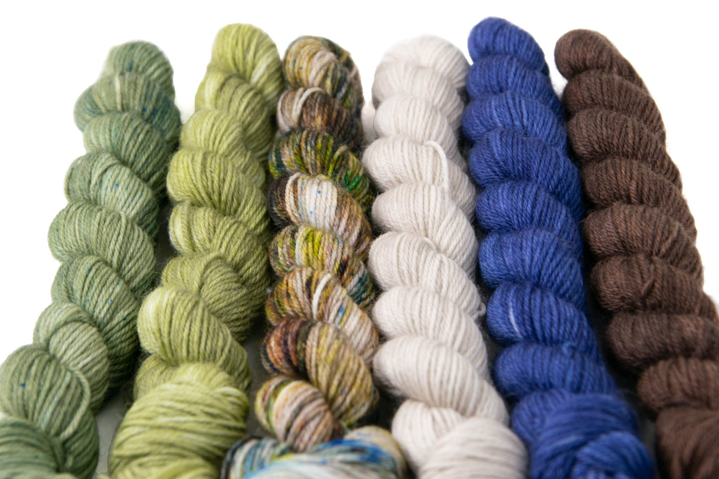 A mini skein of each of the colorway options for the Multistate kit.